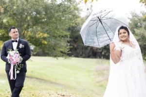 Candid outdoor wedding photoshoot in Houston by professional wedding photographer